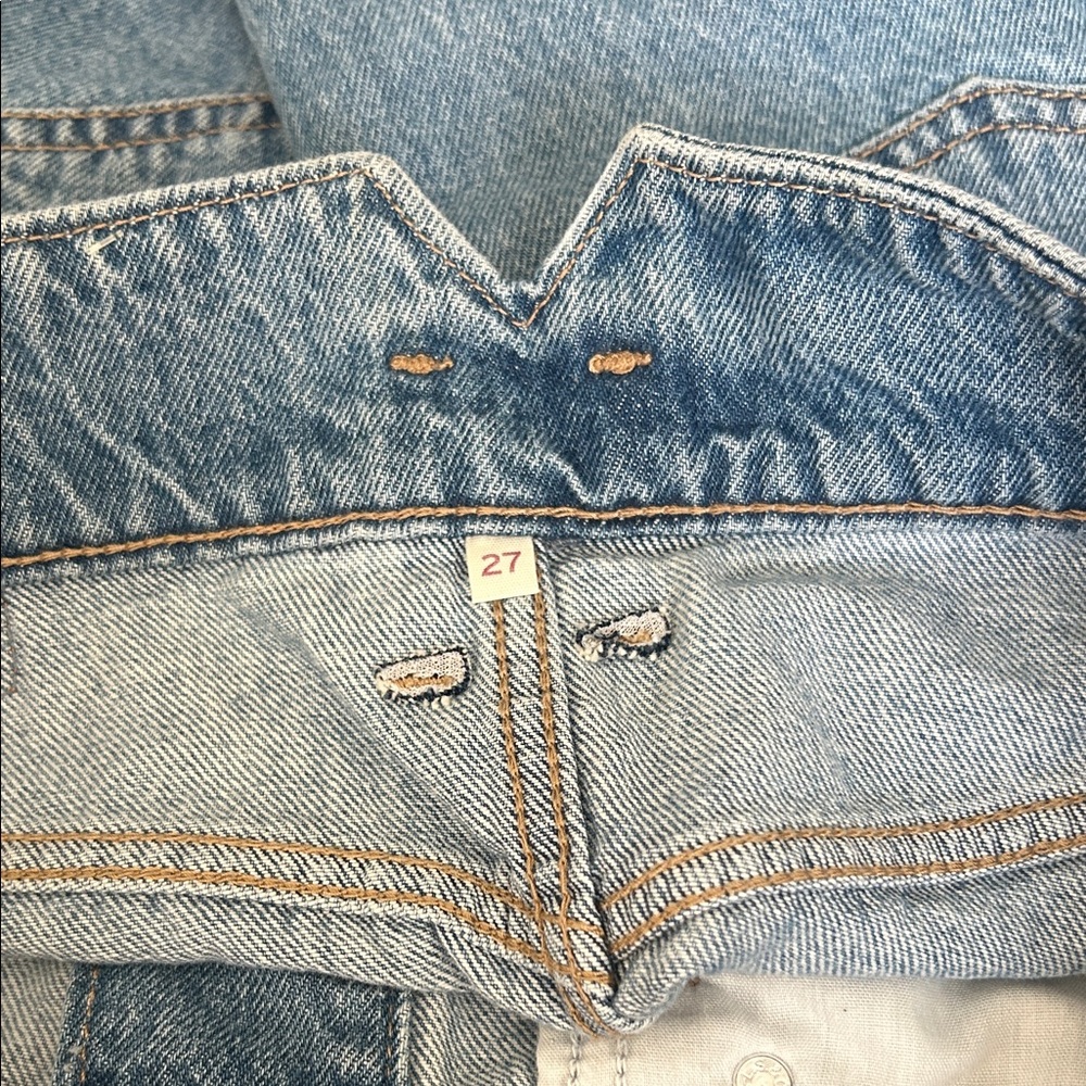 Levi's Light Blue Denim Button-Front Mini Skirt - Picture 3 of 3